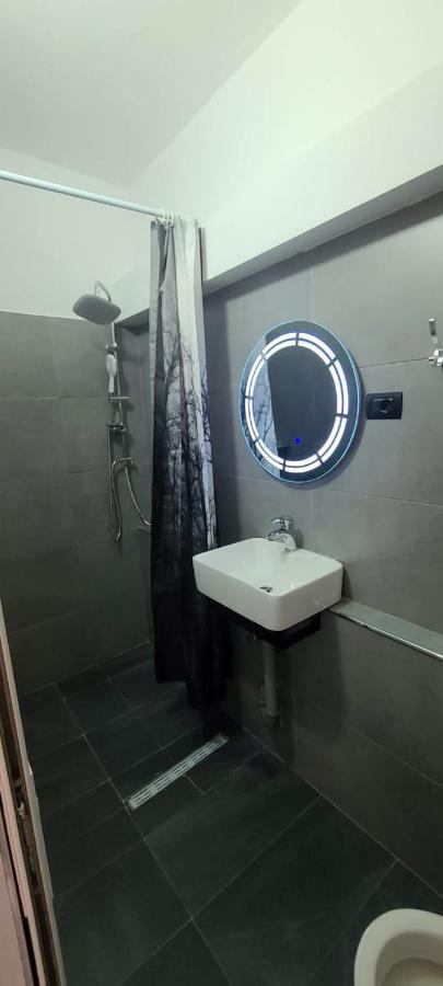 D1 Rooms & Apartments Тирана Екстер'єр фото