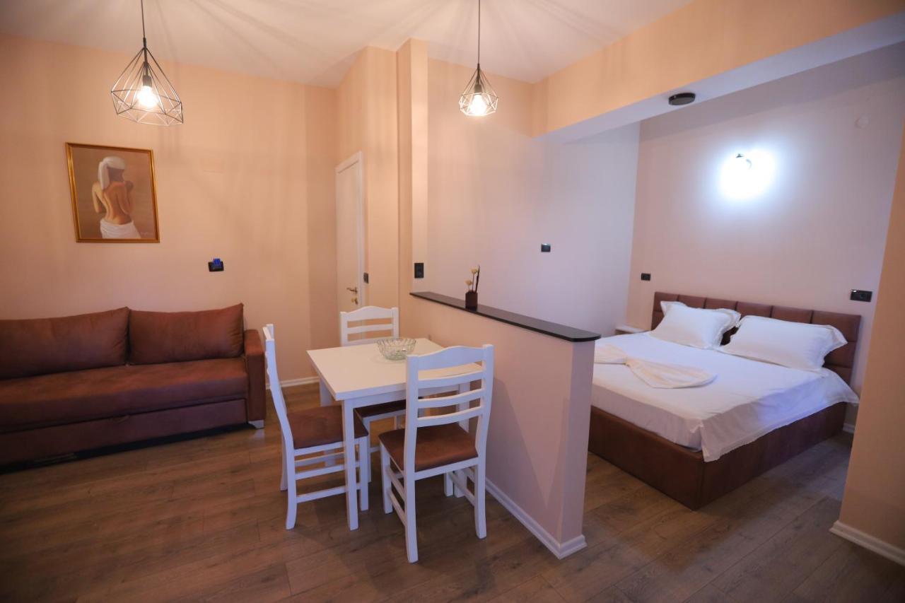 D1 Rooms & Apartments Тирана Екстер'єр фото