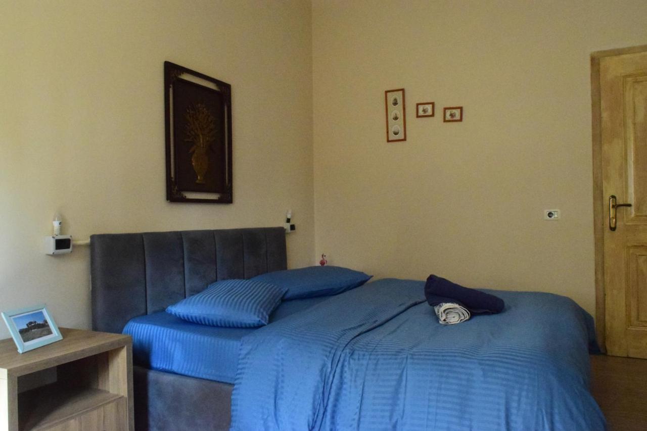 D1 Rooms & Apartments Тирана Екстер'єр фото